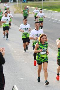 BIB: 253
                            <button type="button" onclick="openModal(3532527)" class="btn btn-primary btn-sm float-right btn-popup" data-toggle="modal" data-target=".modal-high-quality">
                        <i class="fas fa-shopping-cart"></i> Add to Cart
                    </button>
                                            <button type="button" onclick="isThisMe(3532527, true)" class="btn btn-success btn-sm float-right btn-popup btn-isme hidden" data-toggle="tooltip" data-placement="bottom" title="นี่คือรูปของคุณใช่ไหม คลิกที่นี่เพื่อเอาเข้าอัลบั้ม">
                        <i class="fas fa-plus"></i> Add to album
                    </button>
                    <button type="button" onclick="isThisMe(3532527, false)" class="btn btn-warning btn-sm float-right btn-popup btn-isnotme hidden">
                        <i class="fas fa-ban"></i> Remove from album
                    </button>